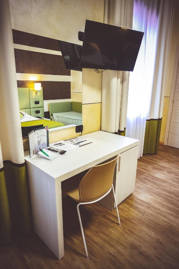 Hotel City Ківассо Екстер'єр фото