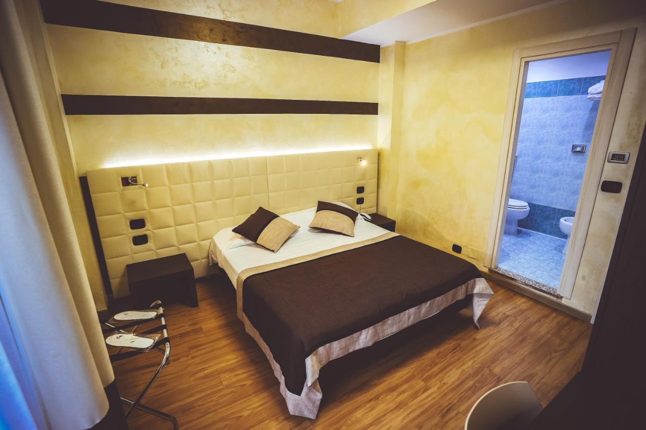 Hotel City Ківассо Екстер'єр фото