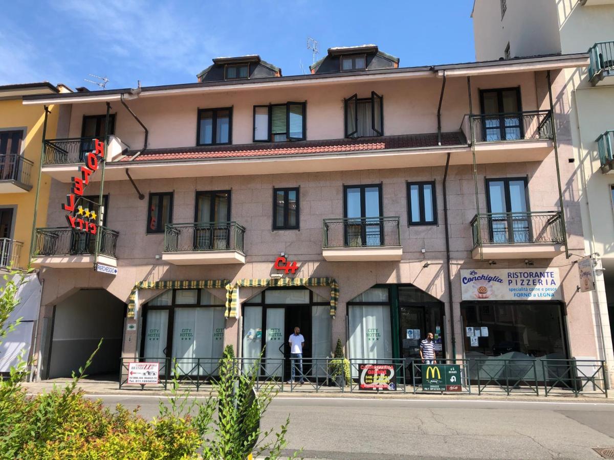 Hotel City Ківассо Екстер'єр фото