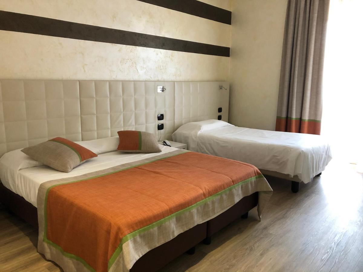 Hotel City Ківассо Екстер'єр фото