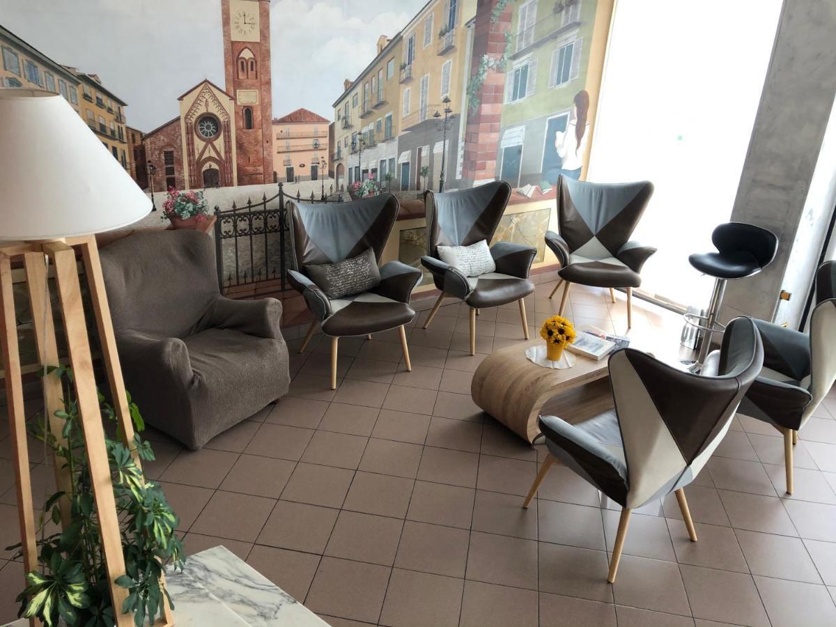 Hotel City Ківассо Екстер'єр фото