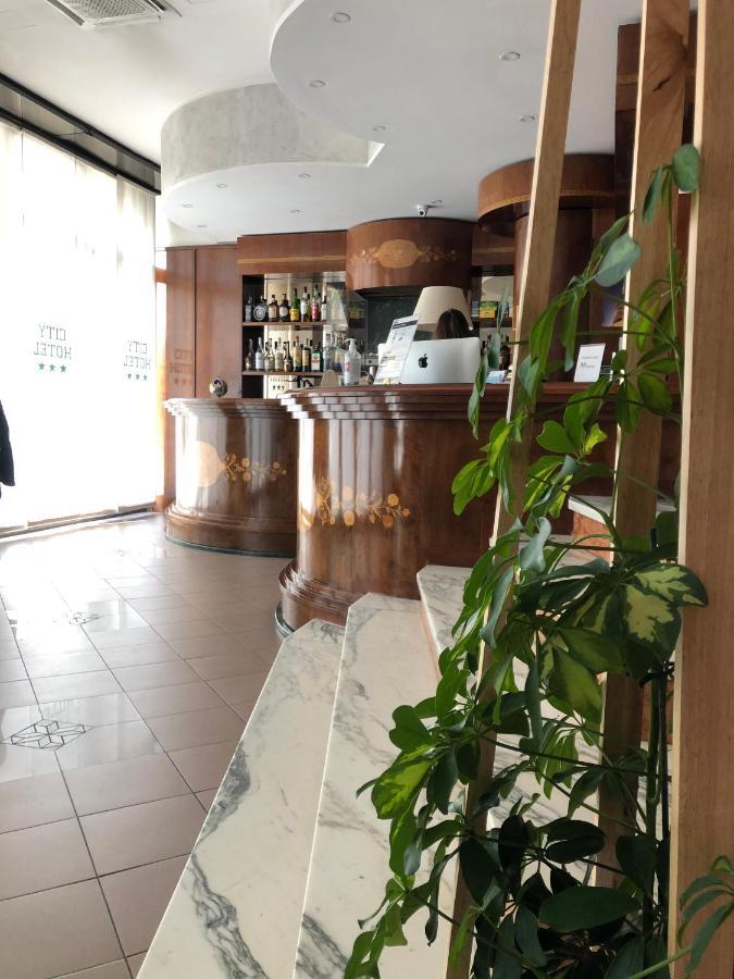 Hotel City Ківассо Екстер'єр фото